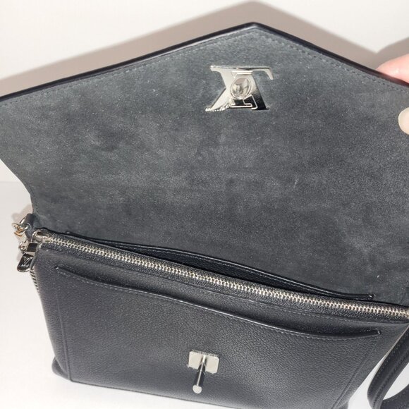 Louis Vuitton My Lock Me Pochette - Picture 6 of 8